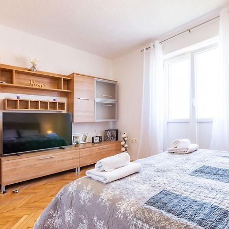 זאדאר Bobo Central 2Br Apartment מראה חיצוני תמונה