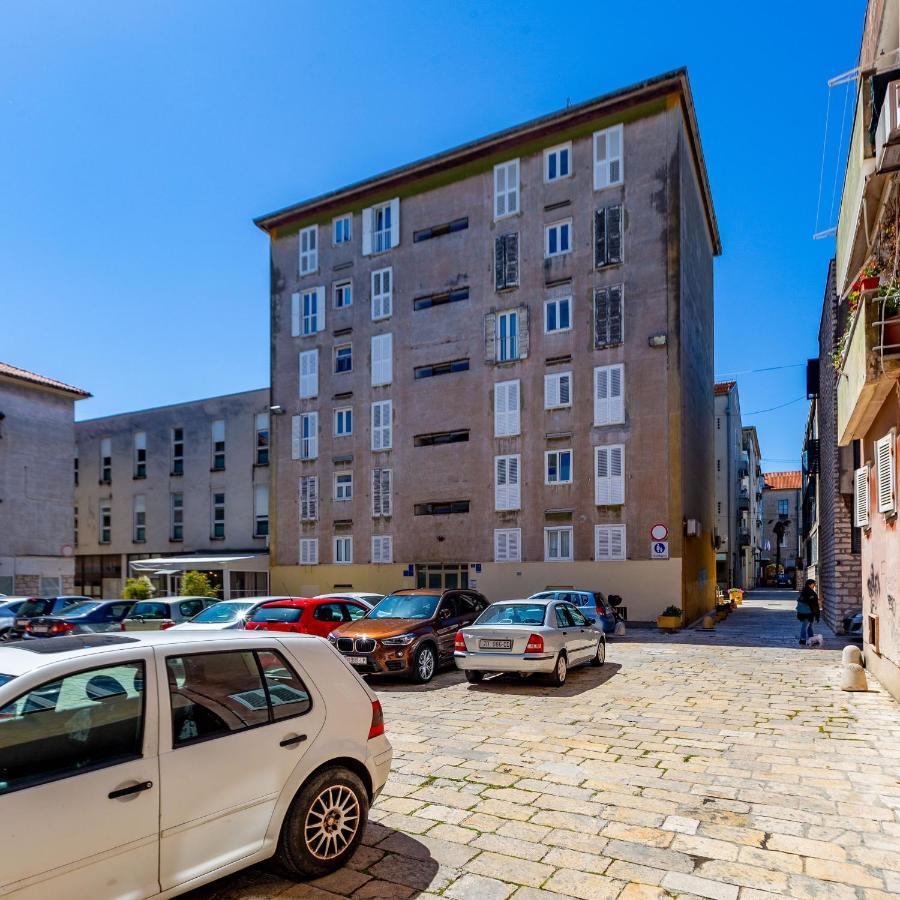 זאדאר Bobo Central 2Br Apartment מראה חיצוני תמונה